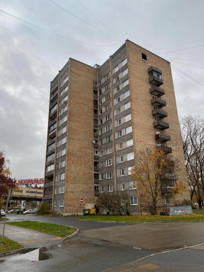 Прелестное Жильё У Akropole, Бесплатная Парковка. 리가 외부 사진